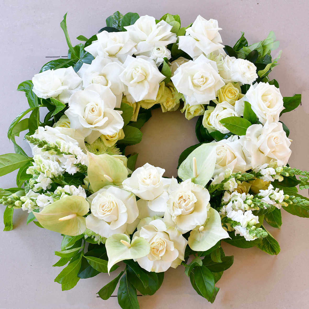 Funeral Wreath Classic White & Green