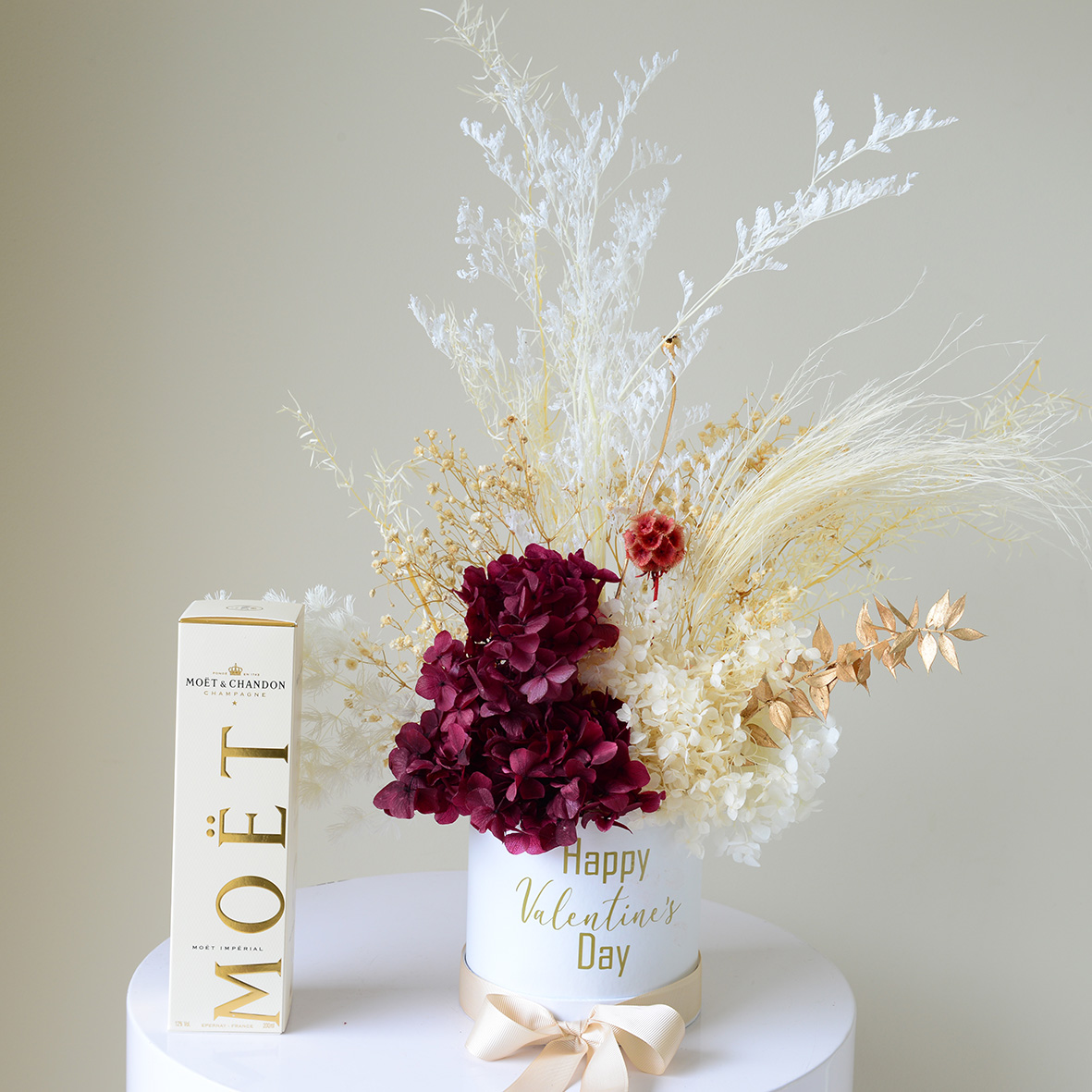 Dried Flower Arrangements With Roses - Sydney - LOVE101