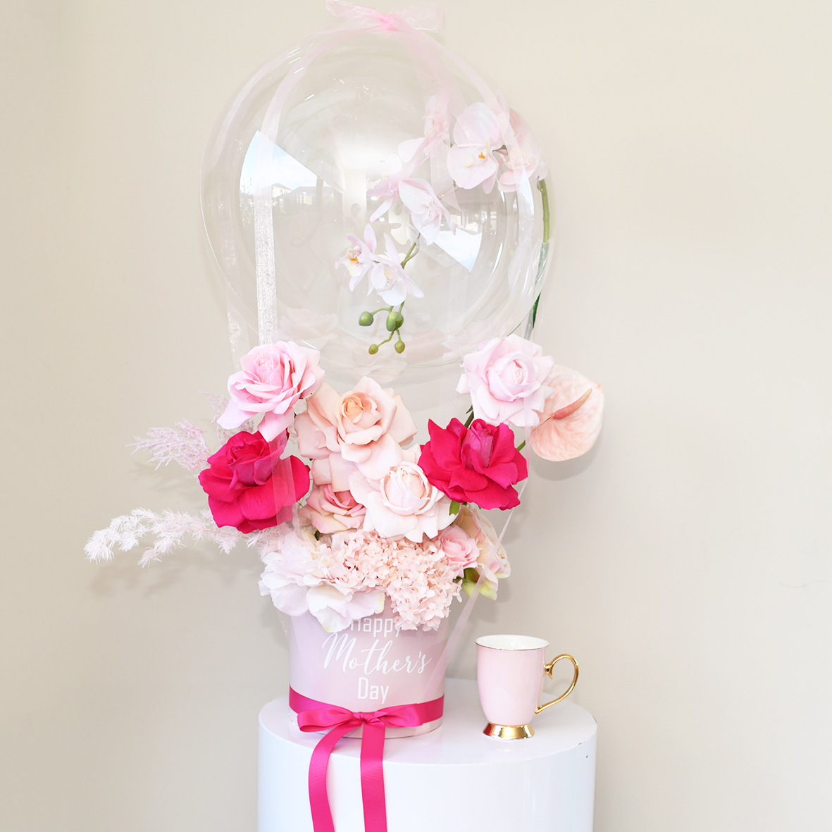 Luxury Flowers and Balloons Bouquet 