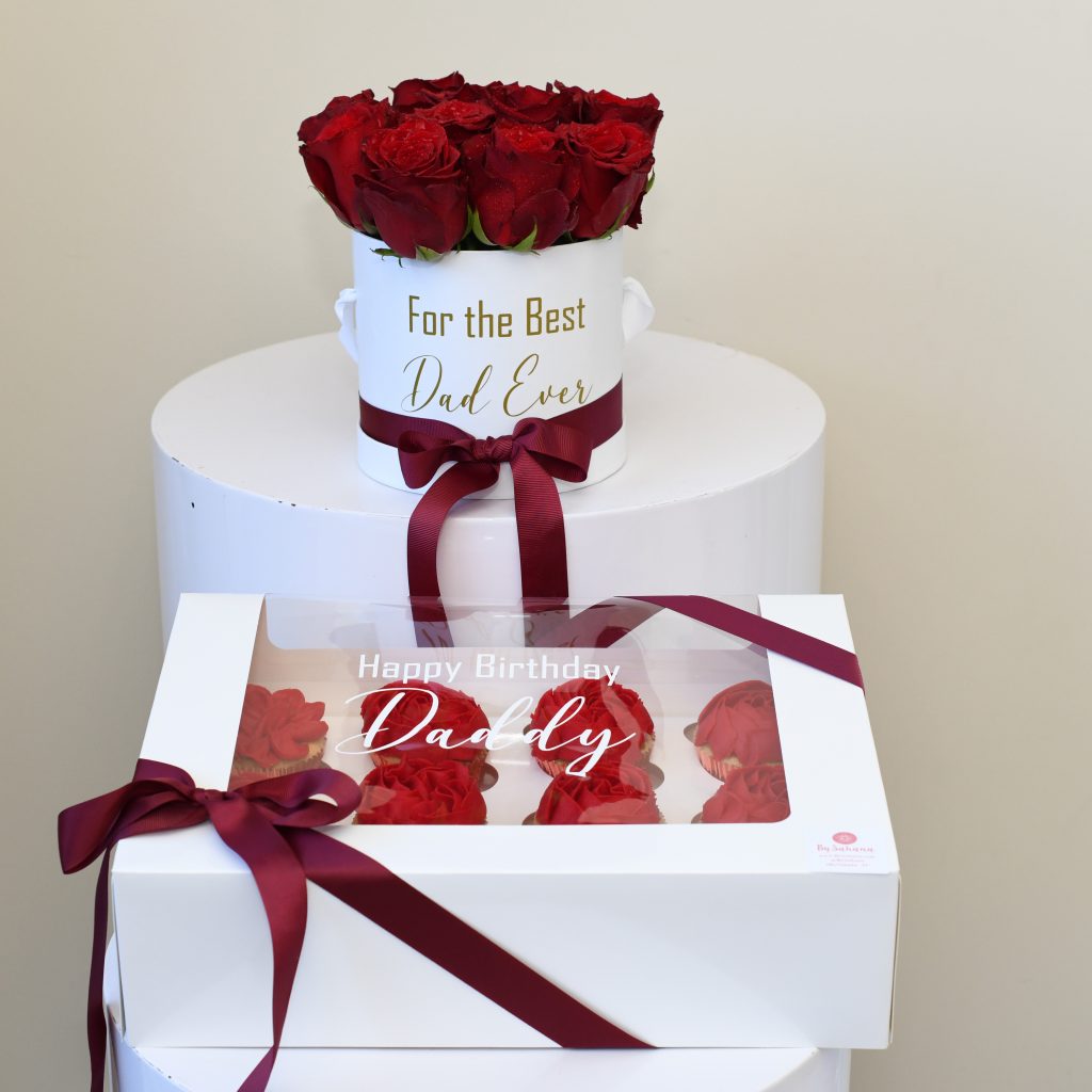 Sweet Cupcakes & Roses 