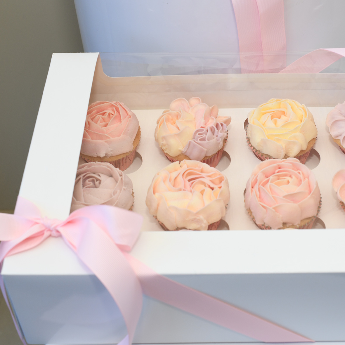 Floral Cupcakes Gift Box